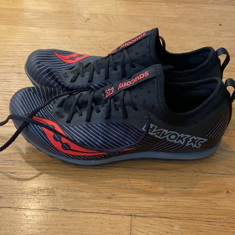 Saucony xc Havok track and field spikes. Women’s size 8.5 US.